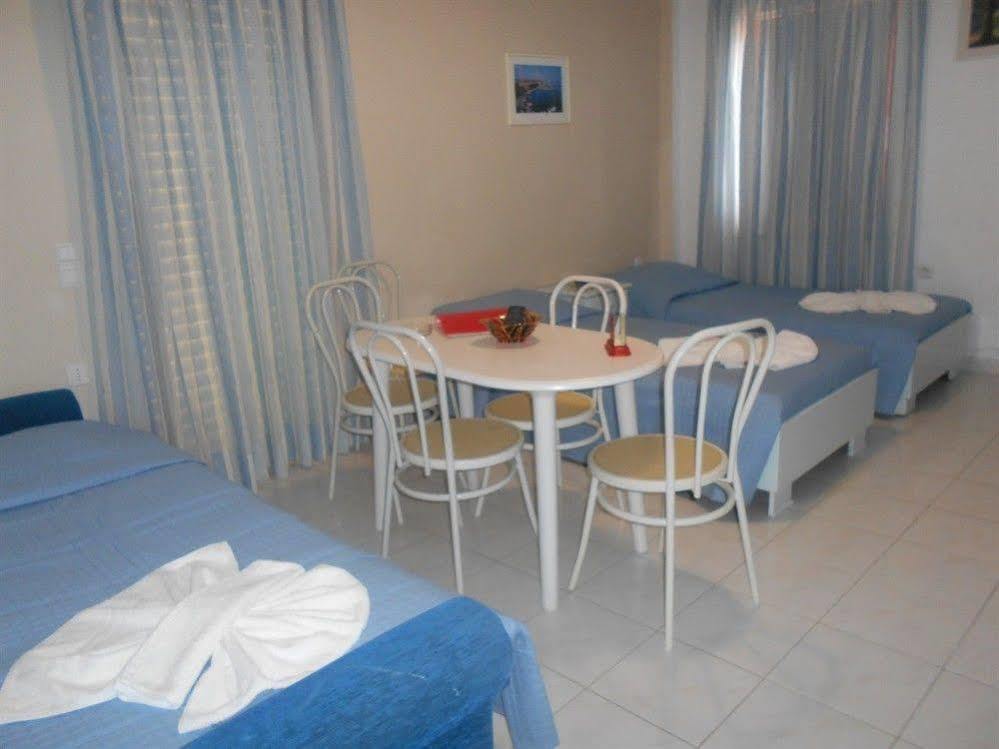 Ilona Apartments Ханья Экстерьер фото