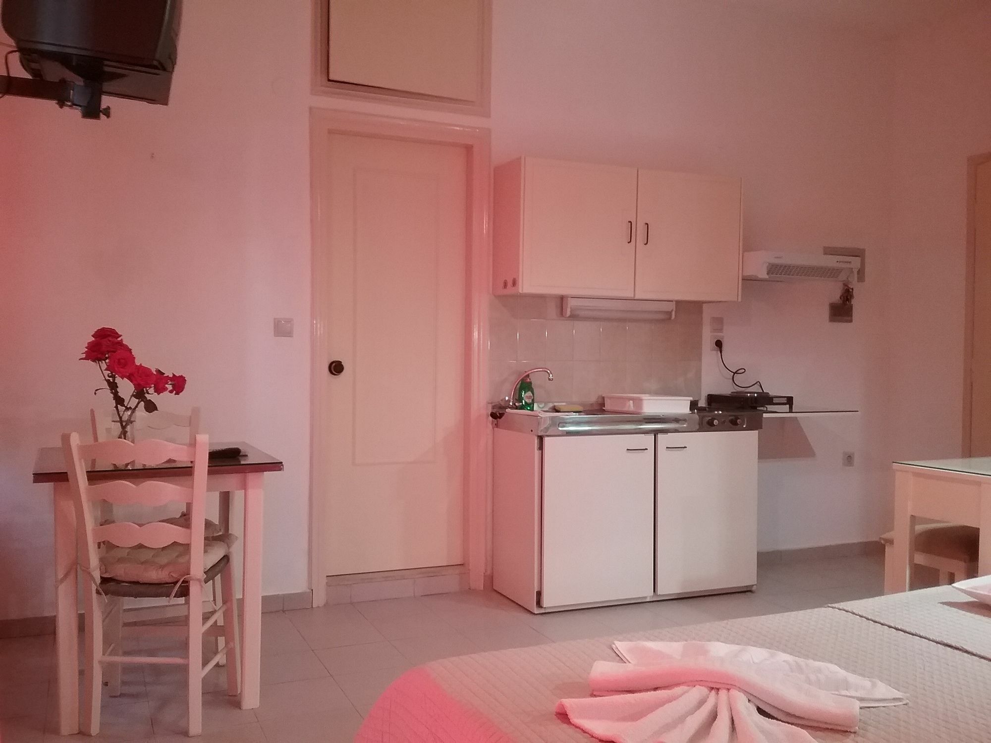 Ilona Apartments Ханья Экстерьер фото