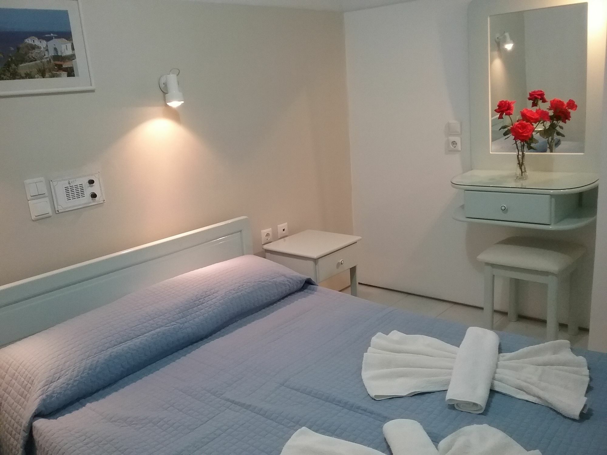 Ilona Apartments Ханья Экстерьер фото