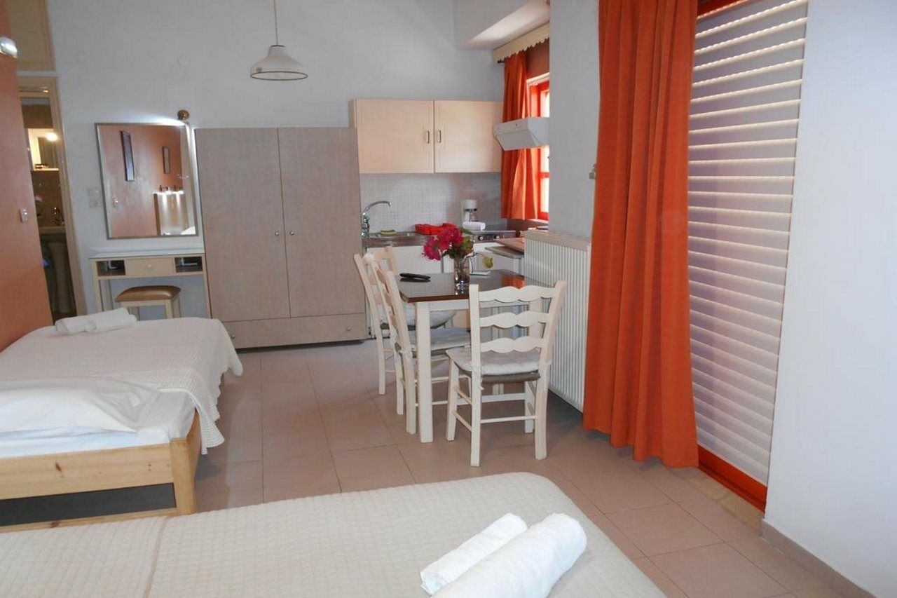 Ilona Apartments Ханья Экстерьер фото