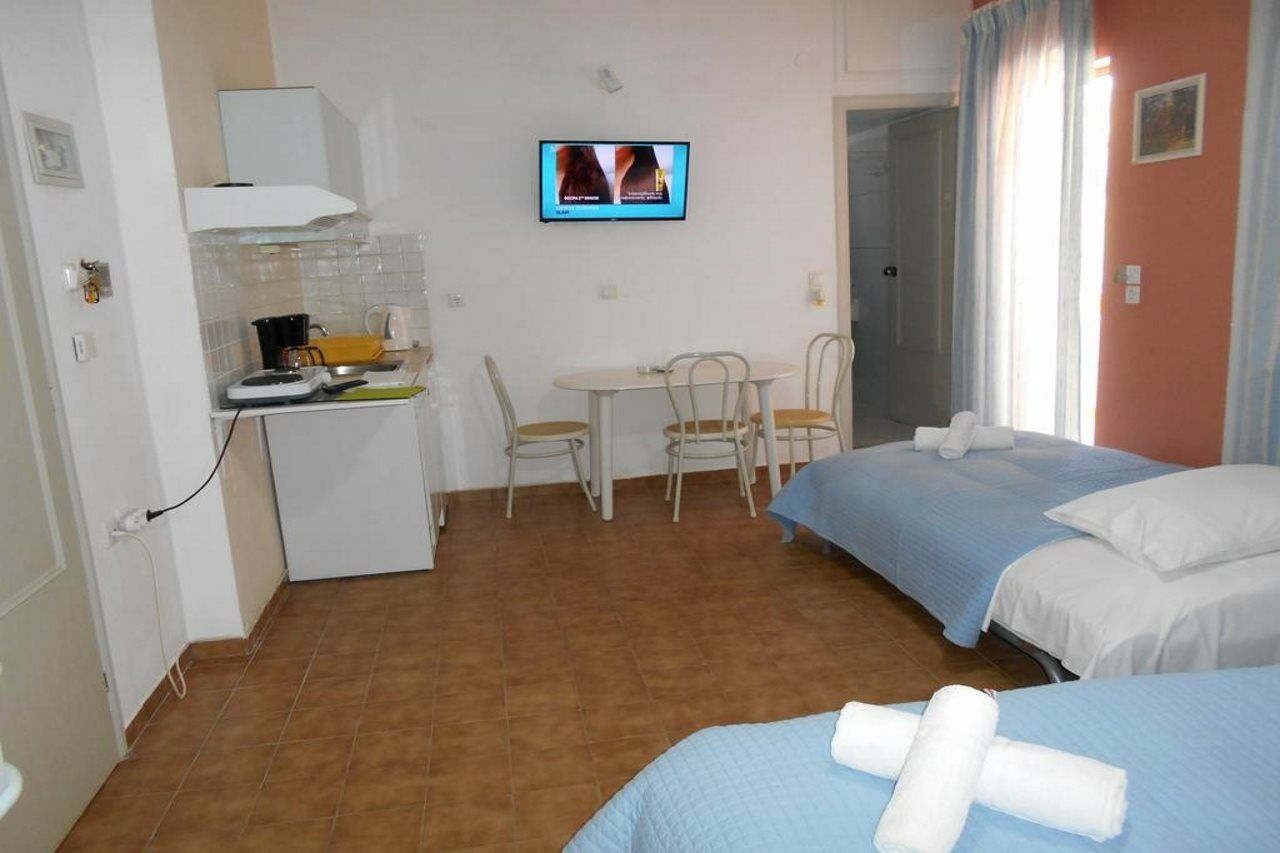 Ilona Apartments Ханья Экстерьер фото